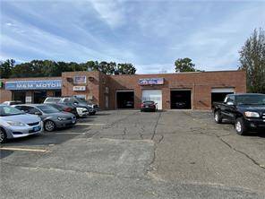 Great opportunity with this prime location commercial industrial property on Route 1 in Clinton.