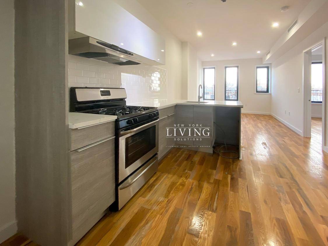 Brand new apartment located on Putnam Ave amp ; Wilson Ave 10 mins walking distance from Myrtle Wyckoff subway station with the L and M and trains 5 Blocks from ...