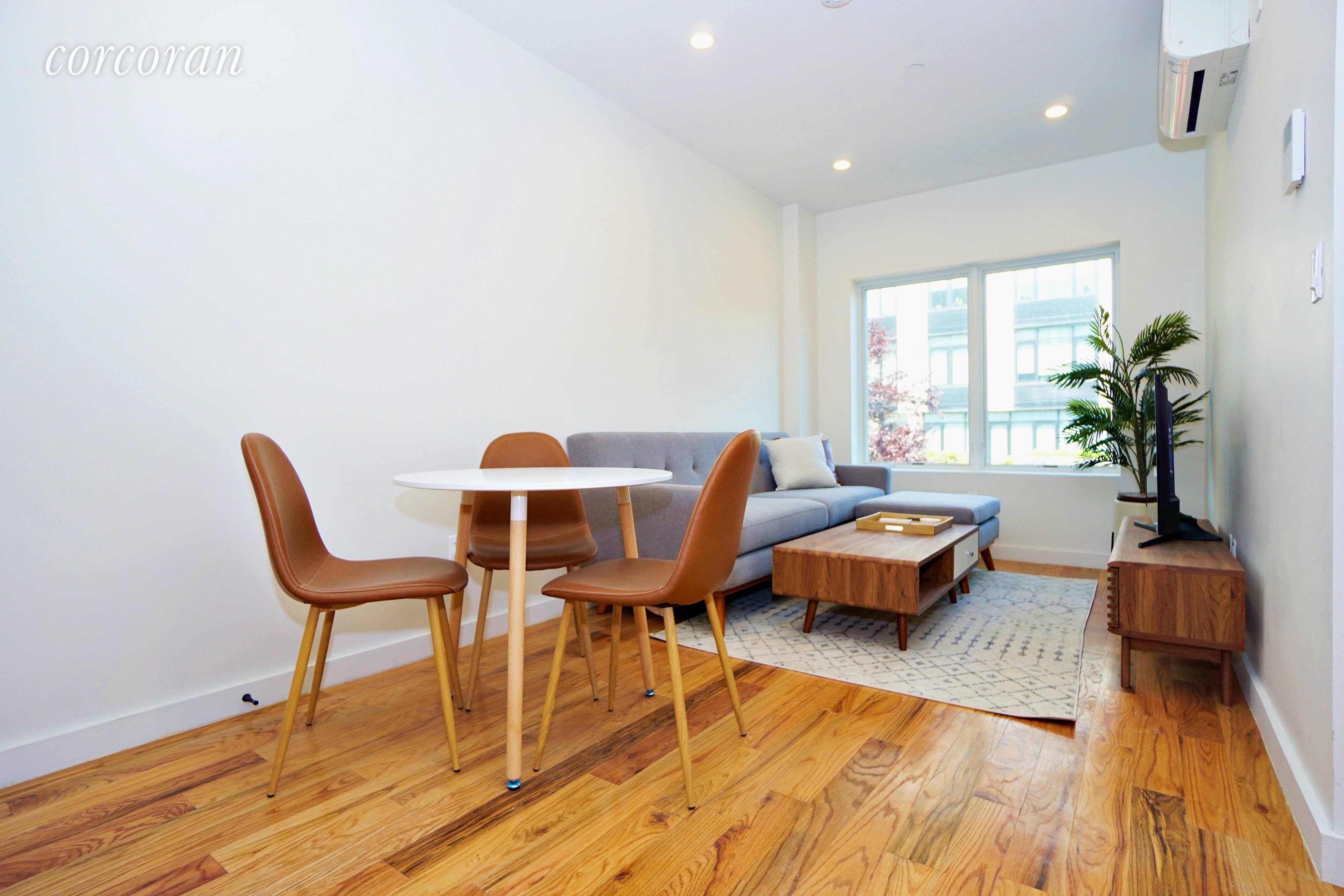 Fully FURNISHED luxurious 1 bedroom 1 bath in Prime Williamsburg !