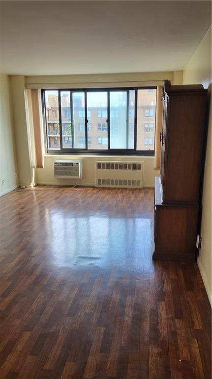 one bedroom coop on 195 Willoughby St, located on the 16th floor.