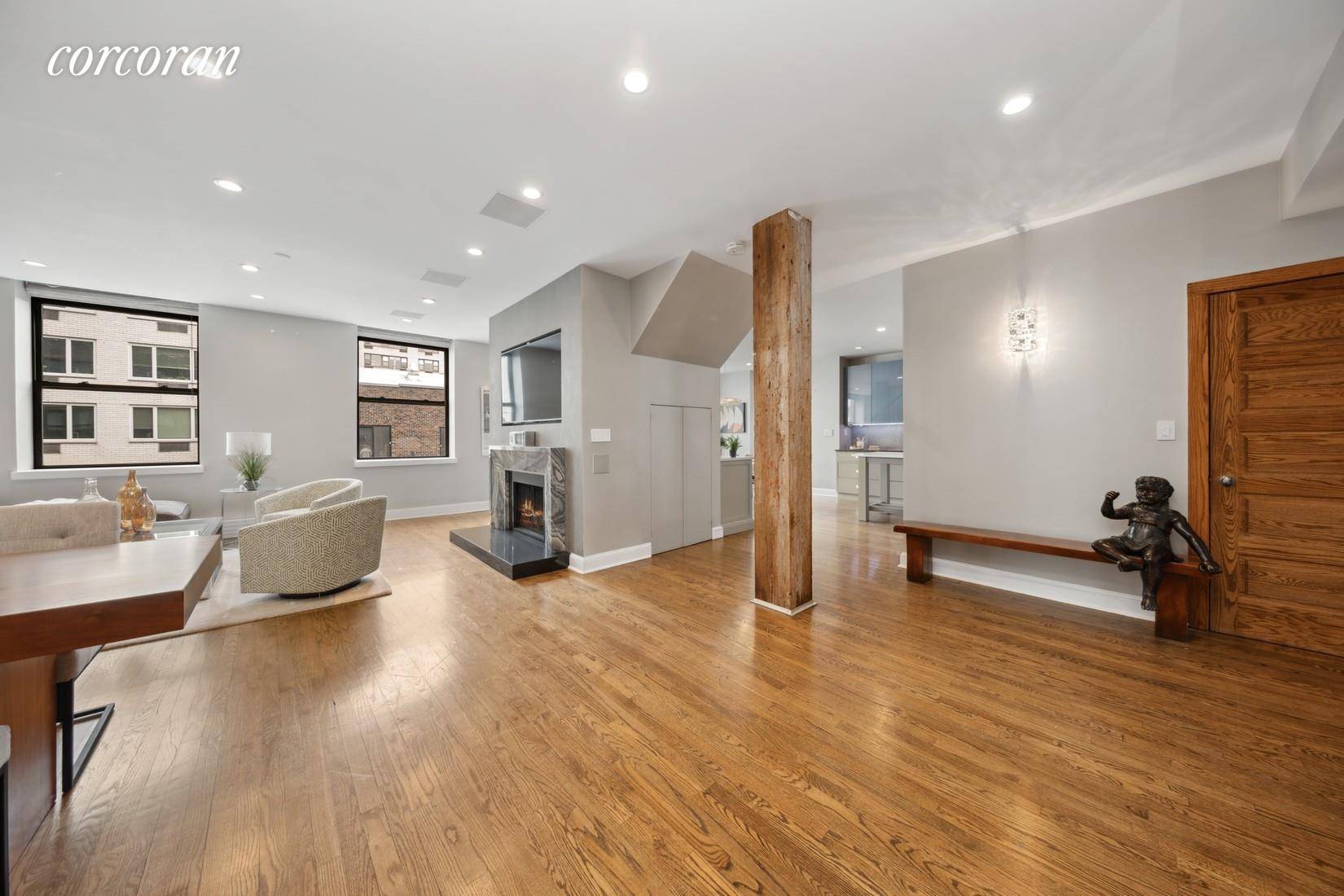 Townhouse Living in Chic Gramercy Condo !