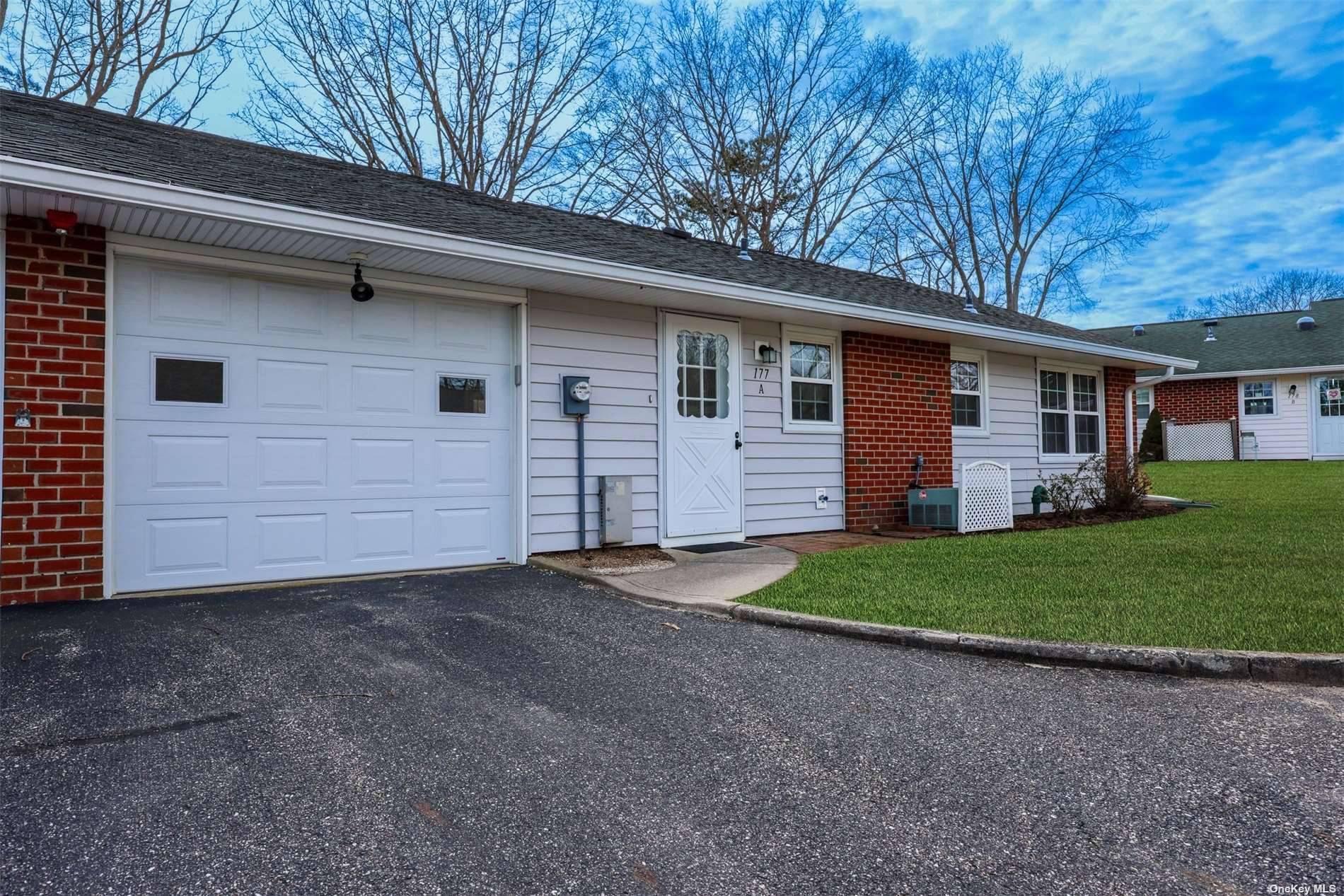 Prepare to be blown away by this completely renovated 2 Bedroom, 1 Full Bath Baronet model.