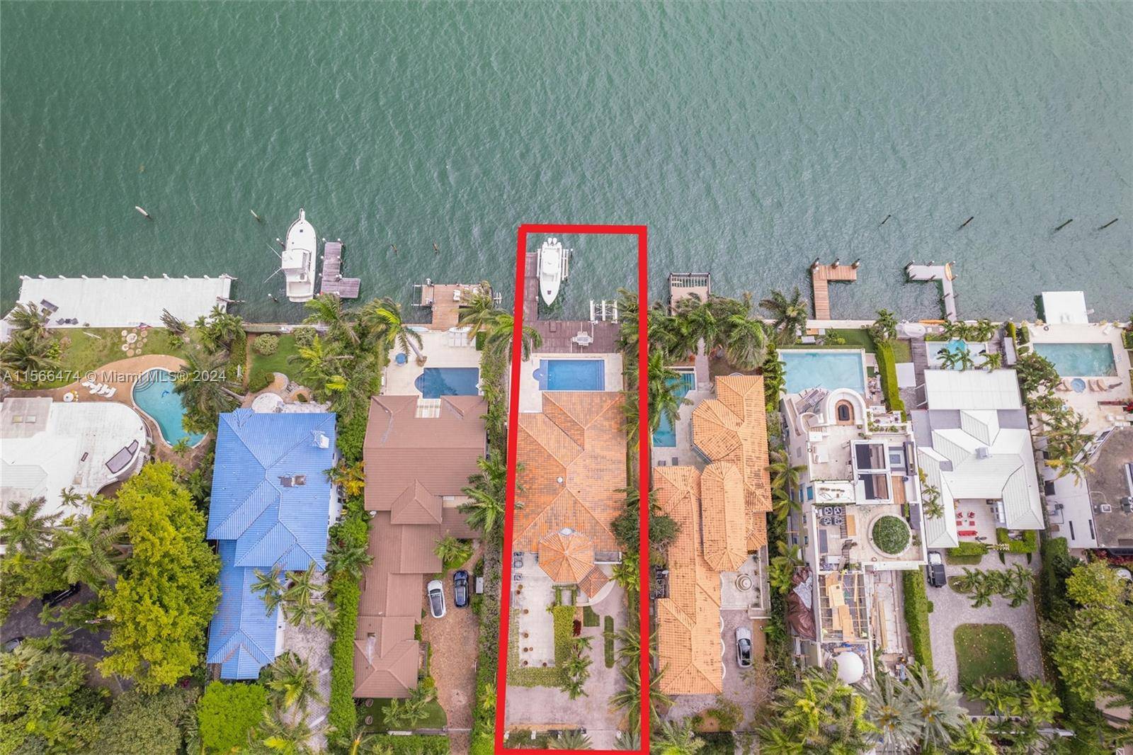 Contemporary villa in Hibiscus Island, Miami Beach.