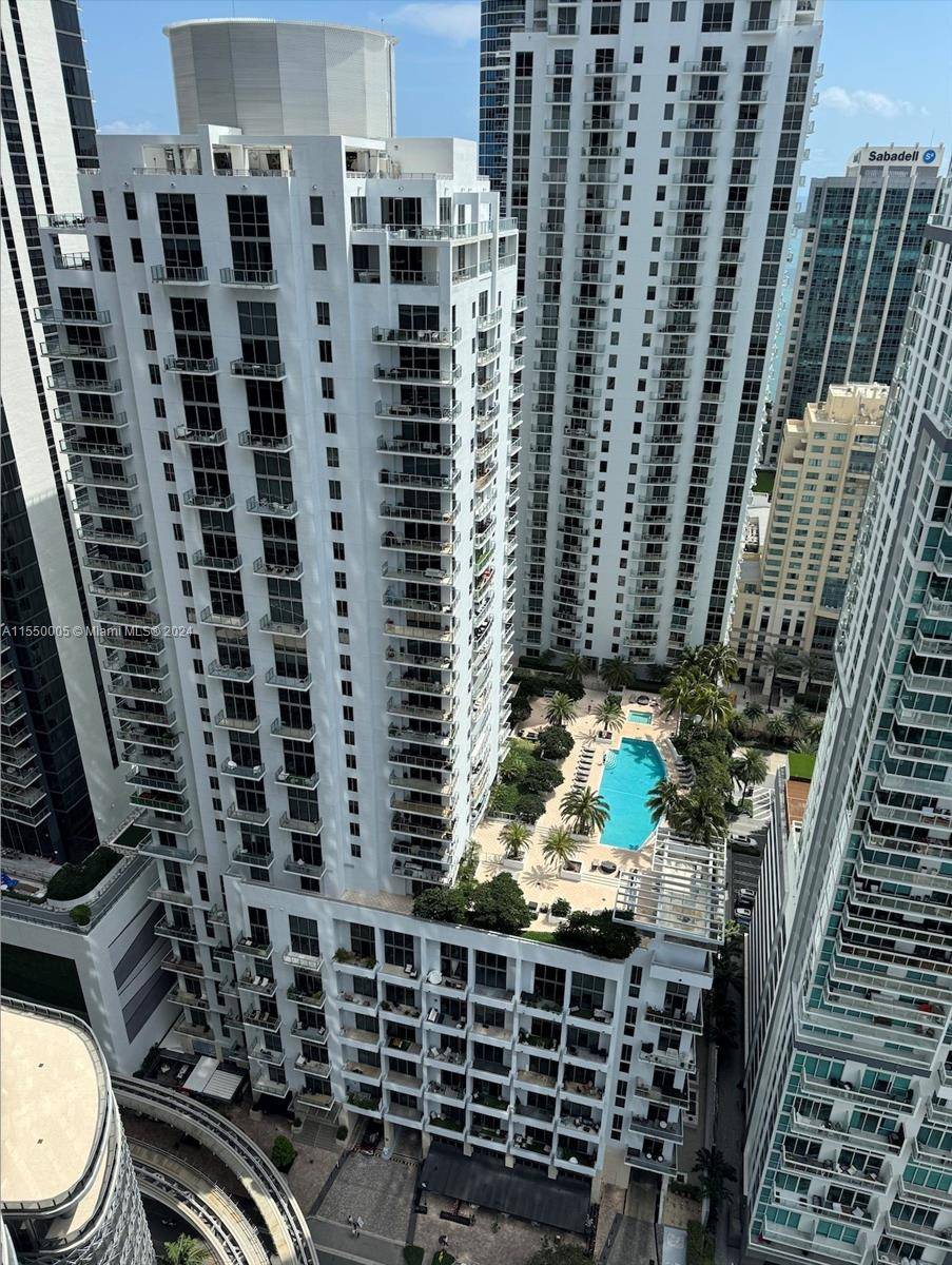 Nestled in the prime heart of Brickell Ave, 1050 Brickell Condo stands as an exceptional building in on of Miami's most desirable locations.