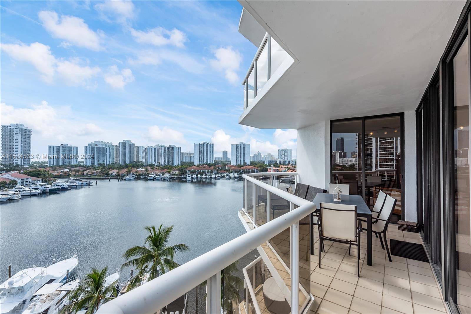 Best line in Portsview with incredible waterfront views.