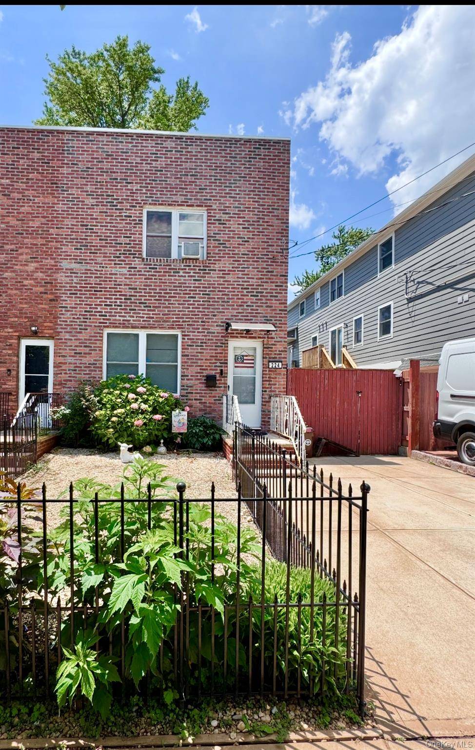 Wonderful opportunity in Great Kills !