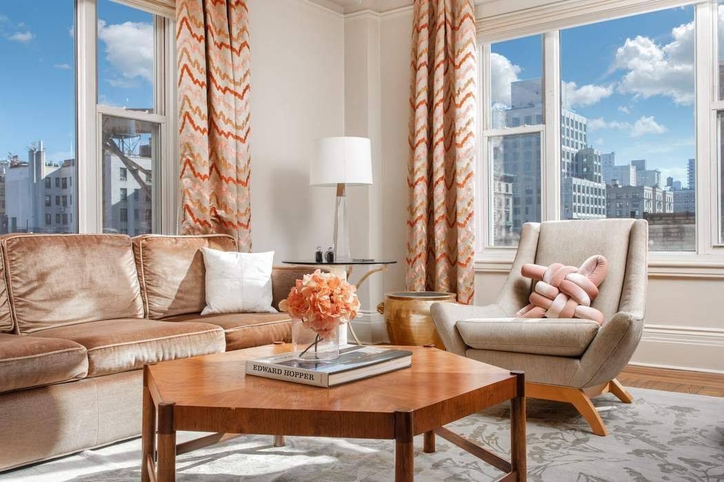 Indulge in Upper West Side luxury living at its finest atop this exceptional tenth floor Classic Seven with light streaming through every room of this 2, 100 square foot residence.