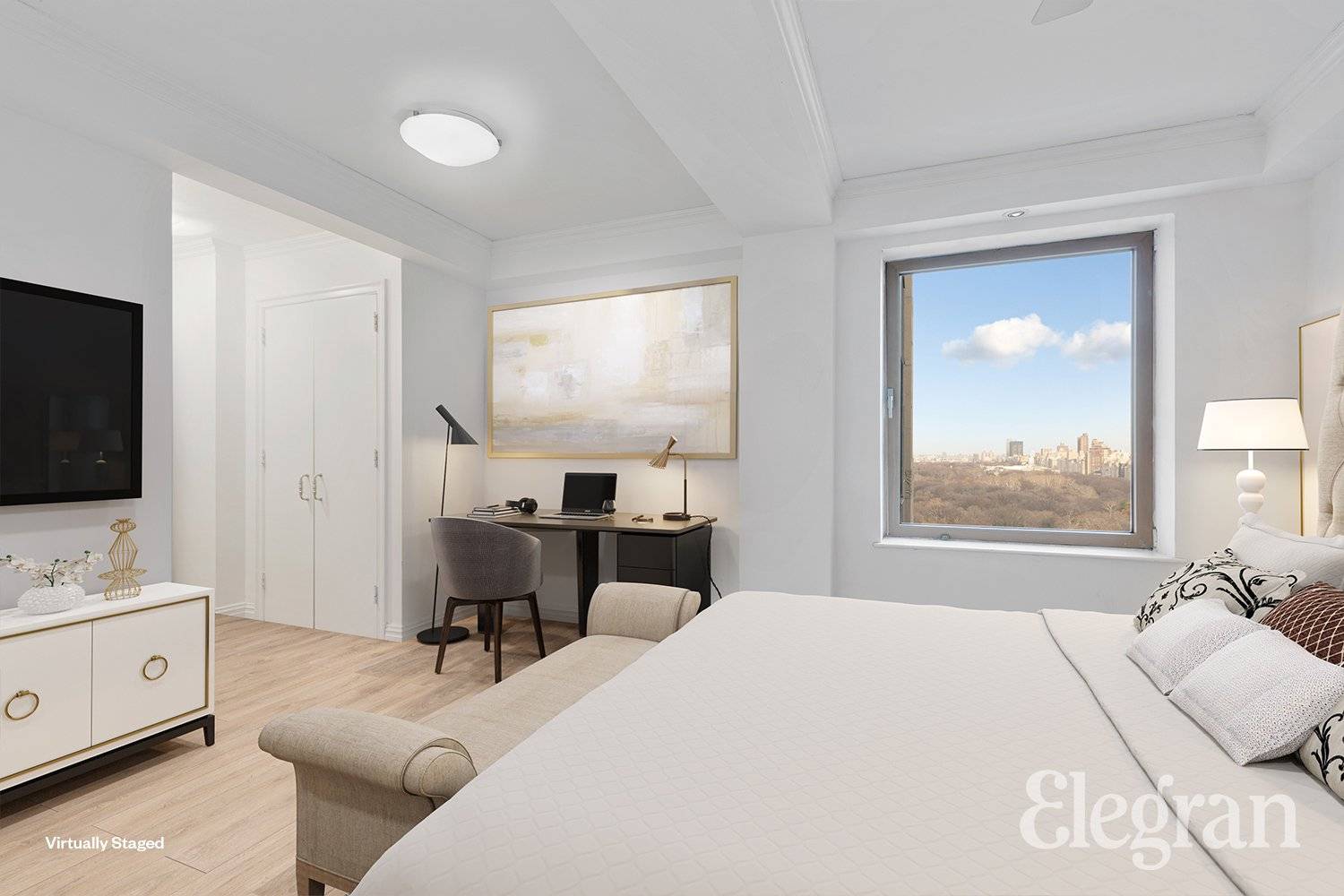 At 1, 034 sqft, this must see apartment is amongst the largest one bedrooms within the Trump Parc, one of the most emblematic residential buildings in New York City.