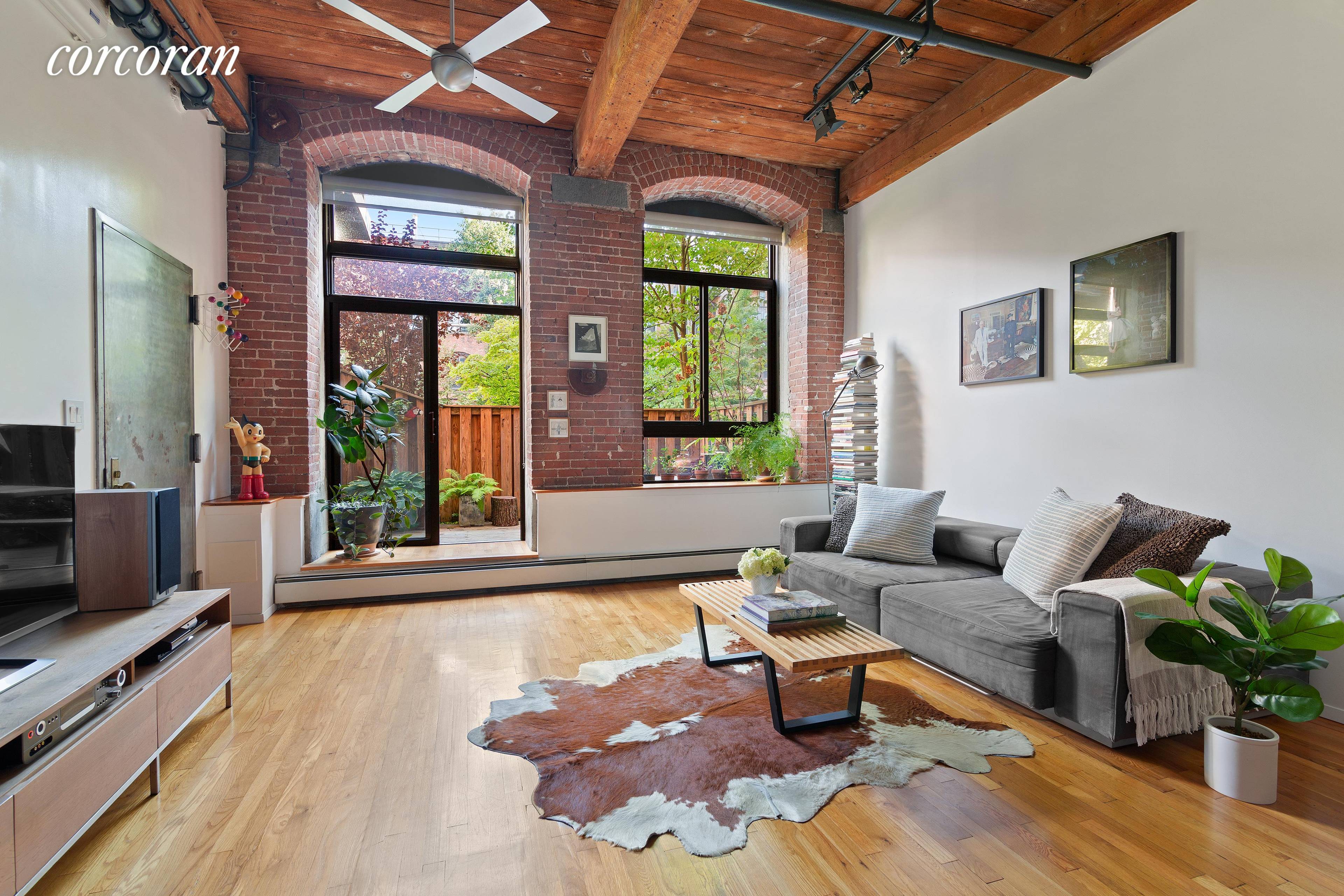420 12th Street, G1L and Garden Authentic Brick amp ; Timber Loft at the coveted Ansonia Court This spacious one bedroom, one bathroom duplex home has a rustic chic vibe ...