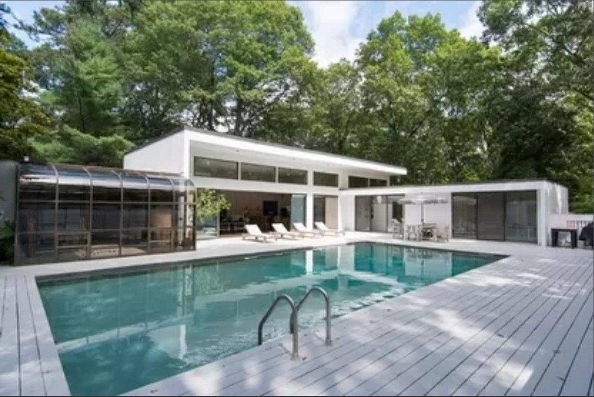 All That Wainscott South of Highway Has to Offer and More