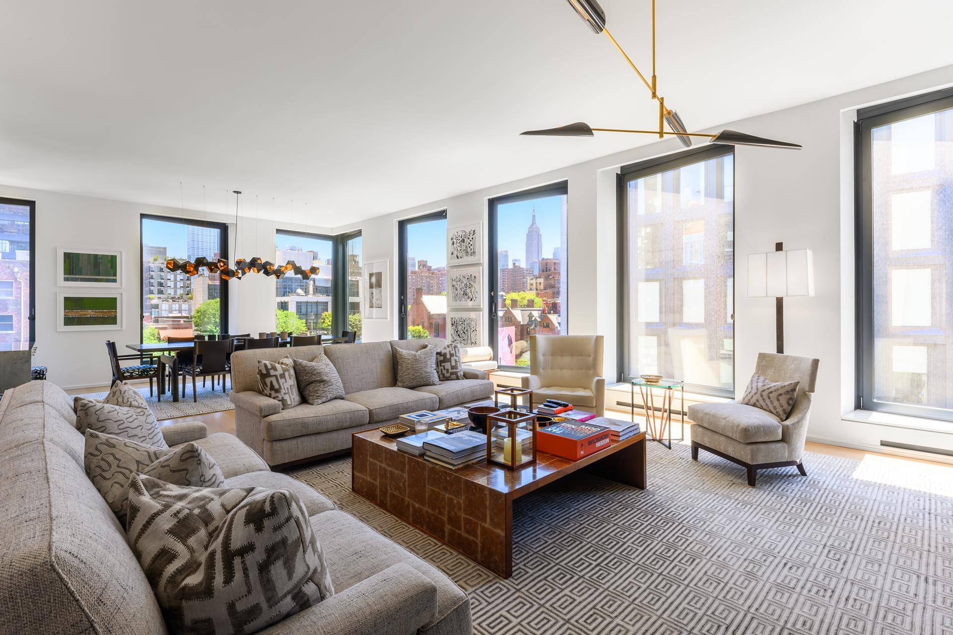 THE APARTMENTExceptional 3, 000 SqFt full floor residence at 505 West 19th Street with three bedrooms, three and a half bathrooms, and 360 degree panoramic views.