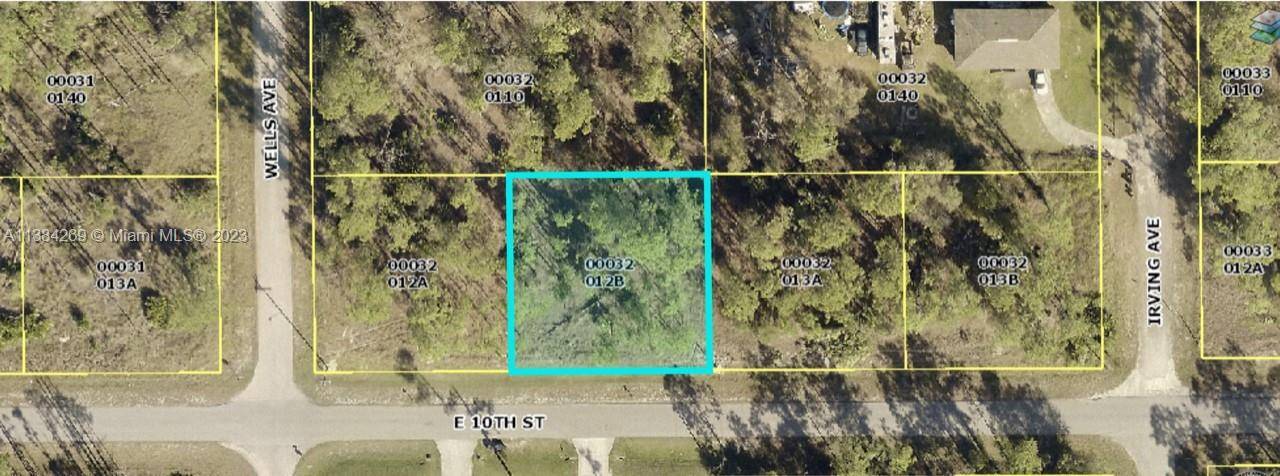 Excellent opportunity with this lot to build your new home.