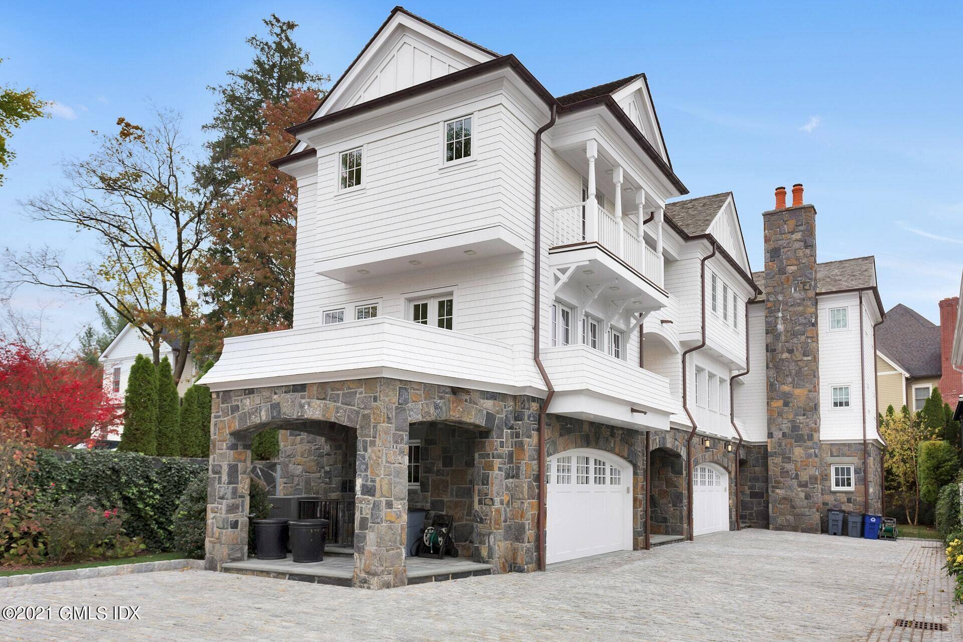This New Construction Townhouse in downtown Greenwich is elegant, charming and sophisticated.