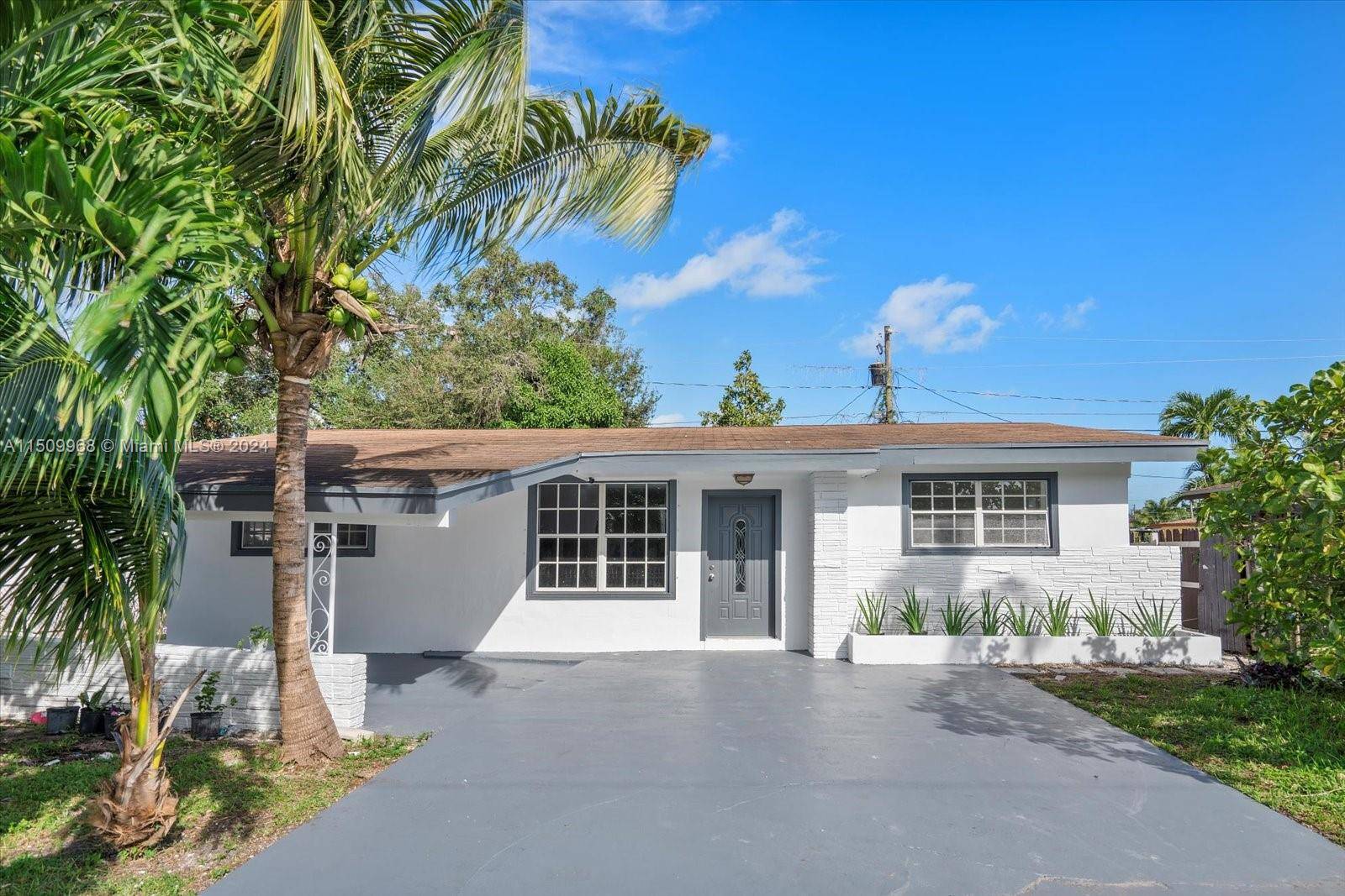 Greatly RENOVATED property for rent in North Miami Beach.