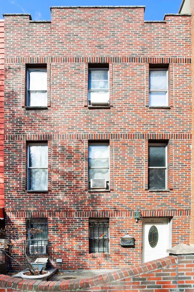 Excellent investment opportunity in prime Williamsburg just one block from the L train at Lorimer and G at Metropolitan.