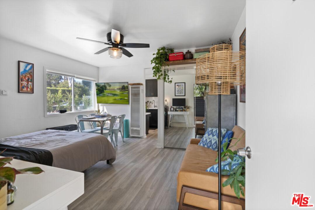 Unit 1 | Studio & 1 Ba
