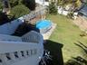 Vista aérea de la piscina y el patio / Aerial of pool & yard