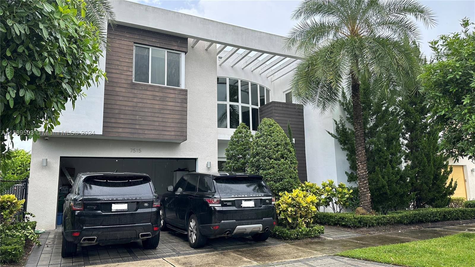 The Property is Located in the vibrant Gated Modern 60 community in Doral, this luxurious 6 bedroom, 7 bath home is the epitome of sophistication.