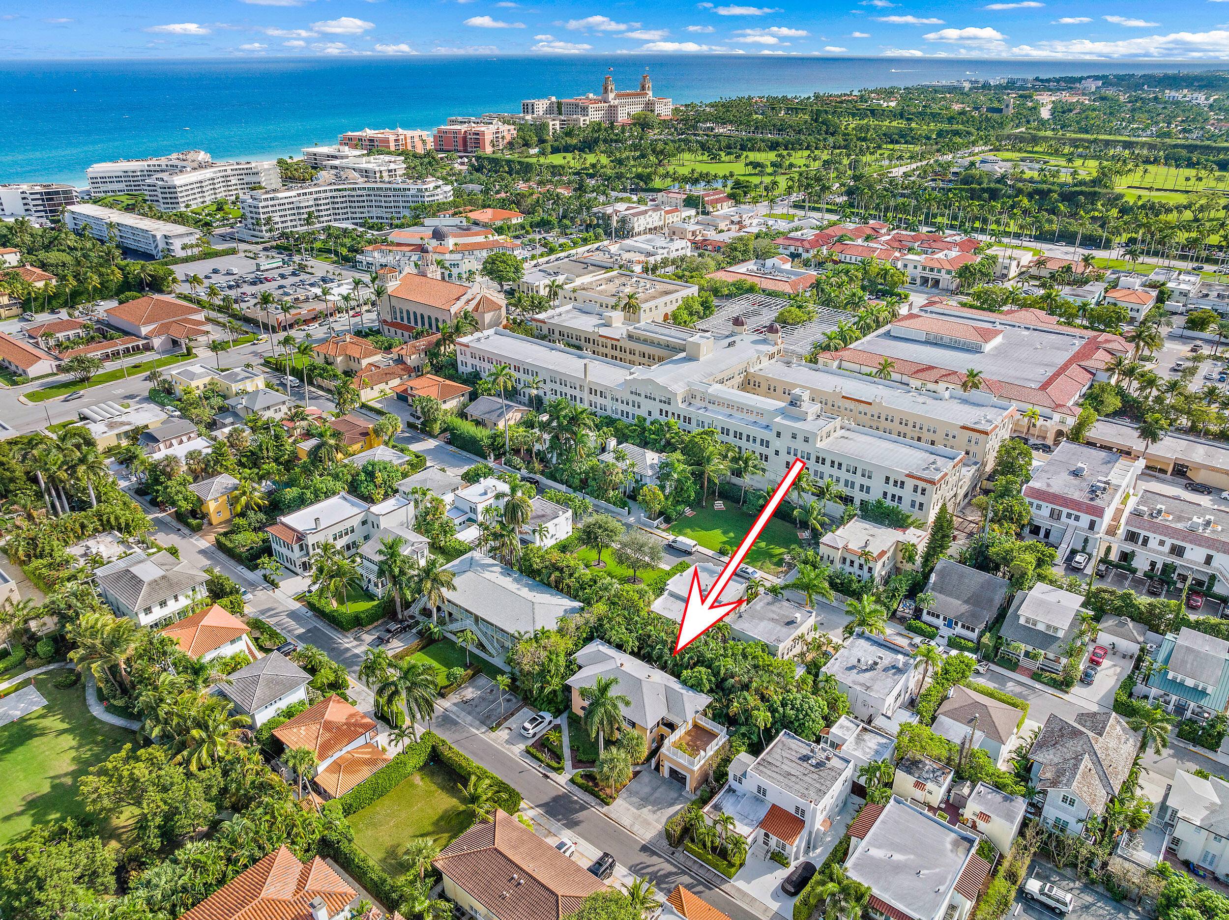 Rare Opportunity ! ! In the heart of Palm Beach Island this Triplex is situated on oversized lot with 5 off street parking spaces and Garage.