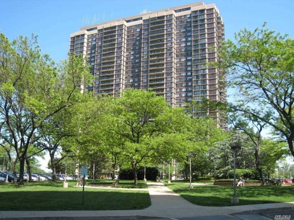 ENJOY THIS HIGH FLOOR BUILDING 2 SUN DRENCHED 1 BEDROOM 1.