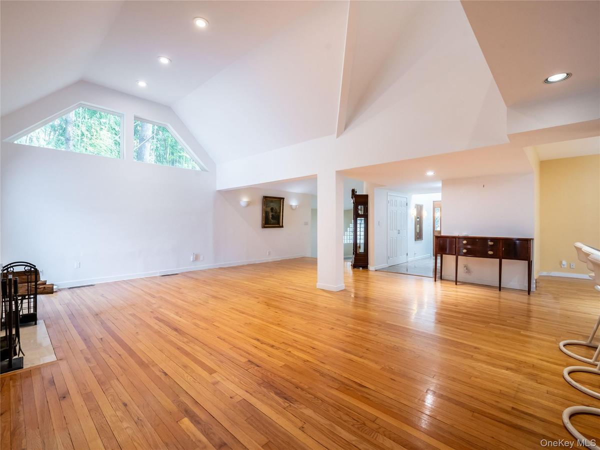 Dining Room/ Living Room
