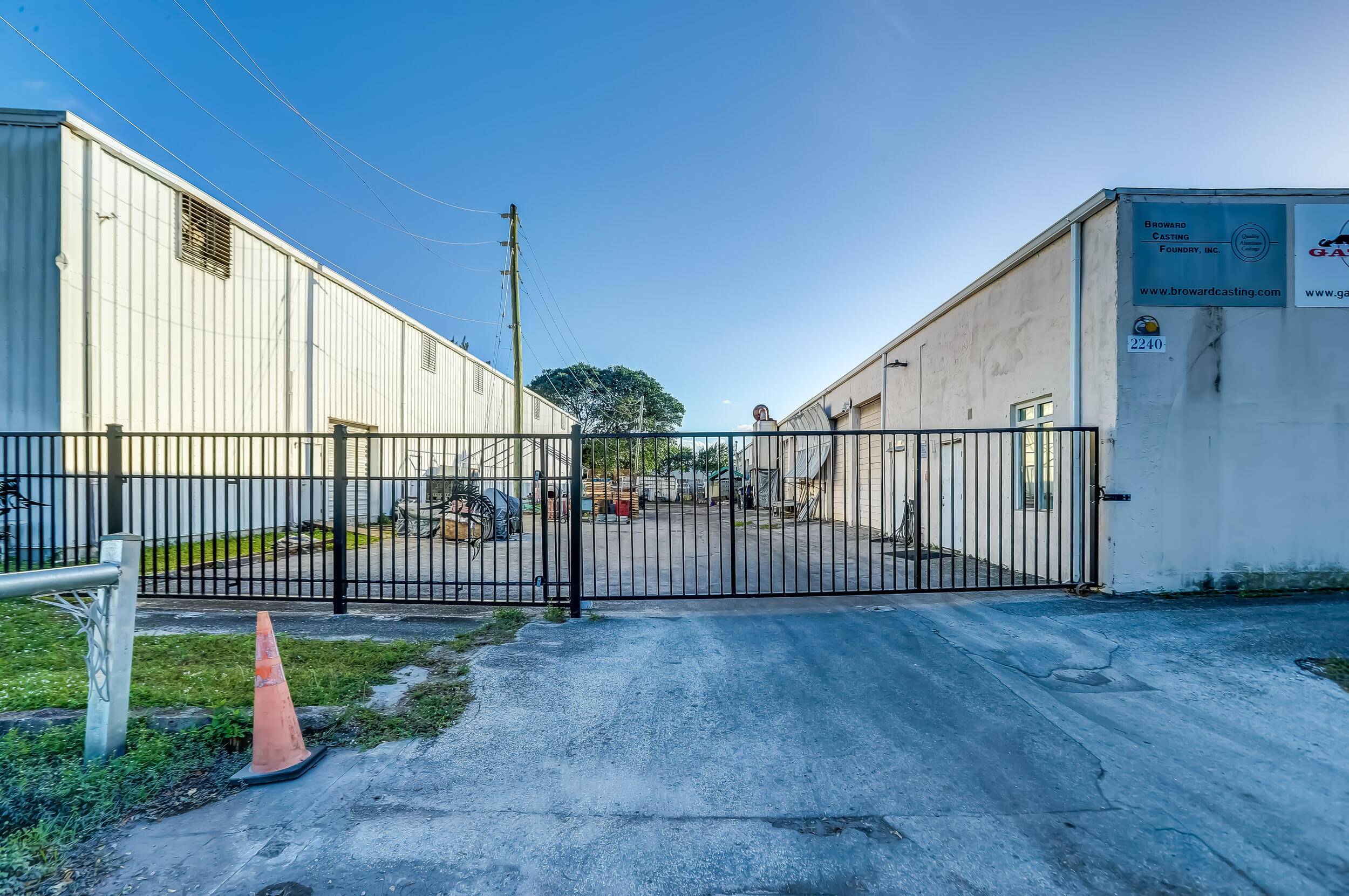 Building for sale with or without the Business The building alone is 3, 200, 000 Prime Industrial Property Near Fort Lauderdale AirportWelcome to Aluminum Casting Foundry, a well established fifty ...