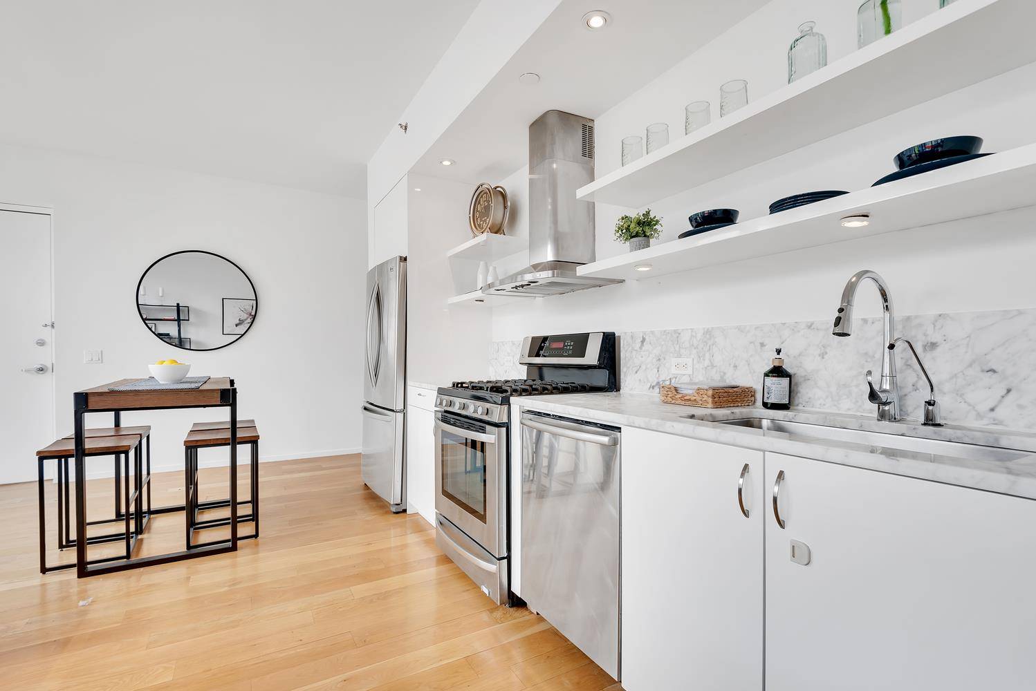 Fabulous light bathed 2 bedroom, 2 bathroom luxury apartment in the heart of Park Slope !