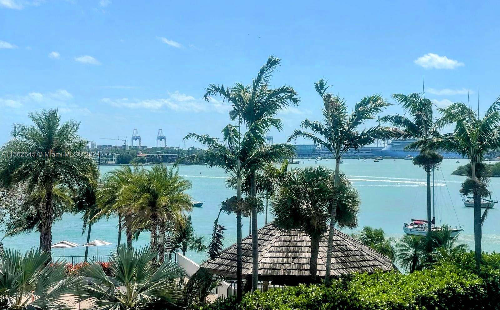 Large 1 1. 5BR Bay views, port, and downtown Miami.