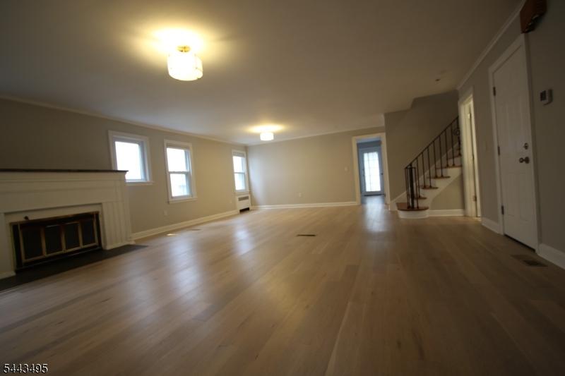 LivingRoom/DiningRoom