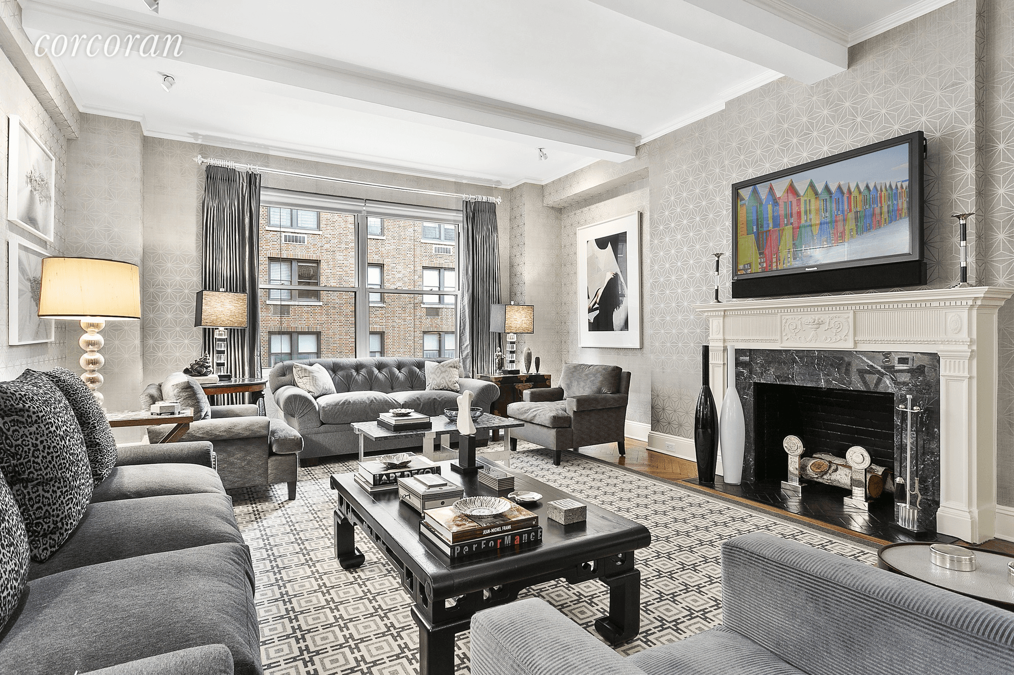 Move in with no renovations to this new listing of a pre war nine room apartment in a premier Upper East Side co operative.