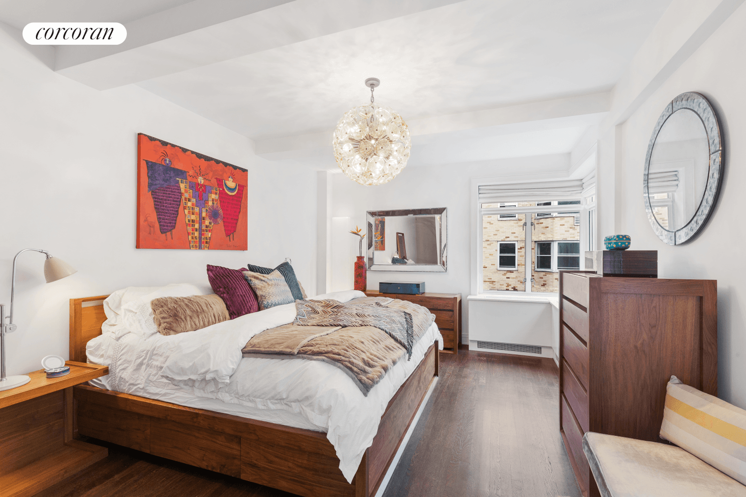 What makes this stunning 2 bedroom 2 bathroom condominium on Manhattan's Upper East Side special is its triple mint finish, oversized windowed kitchen, grand sunken living room, washer dryer, private ...