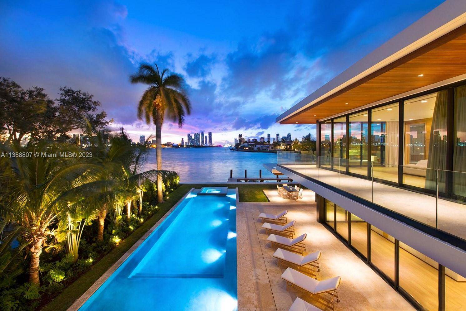 THE ULTIMATE POST CARD VIEW OF DOWNTOWN MIAMI SKYLINE ON THE BAY THIS TROPICAL MODERN WATERFRONT ESTATE SITS ON THE BEST LOCATION OF SAN MARINO ISLAND !