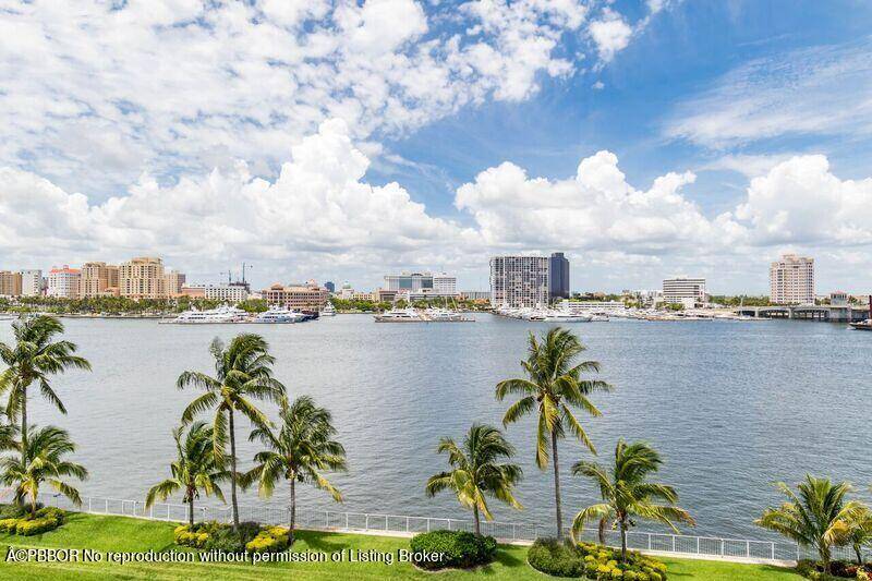 One of a Kind ! Jaw dropping Panoramic Lake and Skyline Views from this High Floor Two Bedroom Unit Converted to a Gracious One Bedroom Home with 2 Full Baths, ...