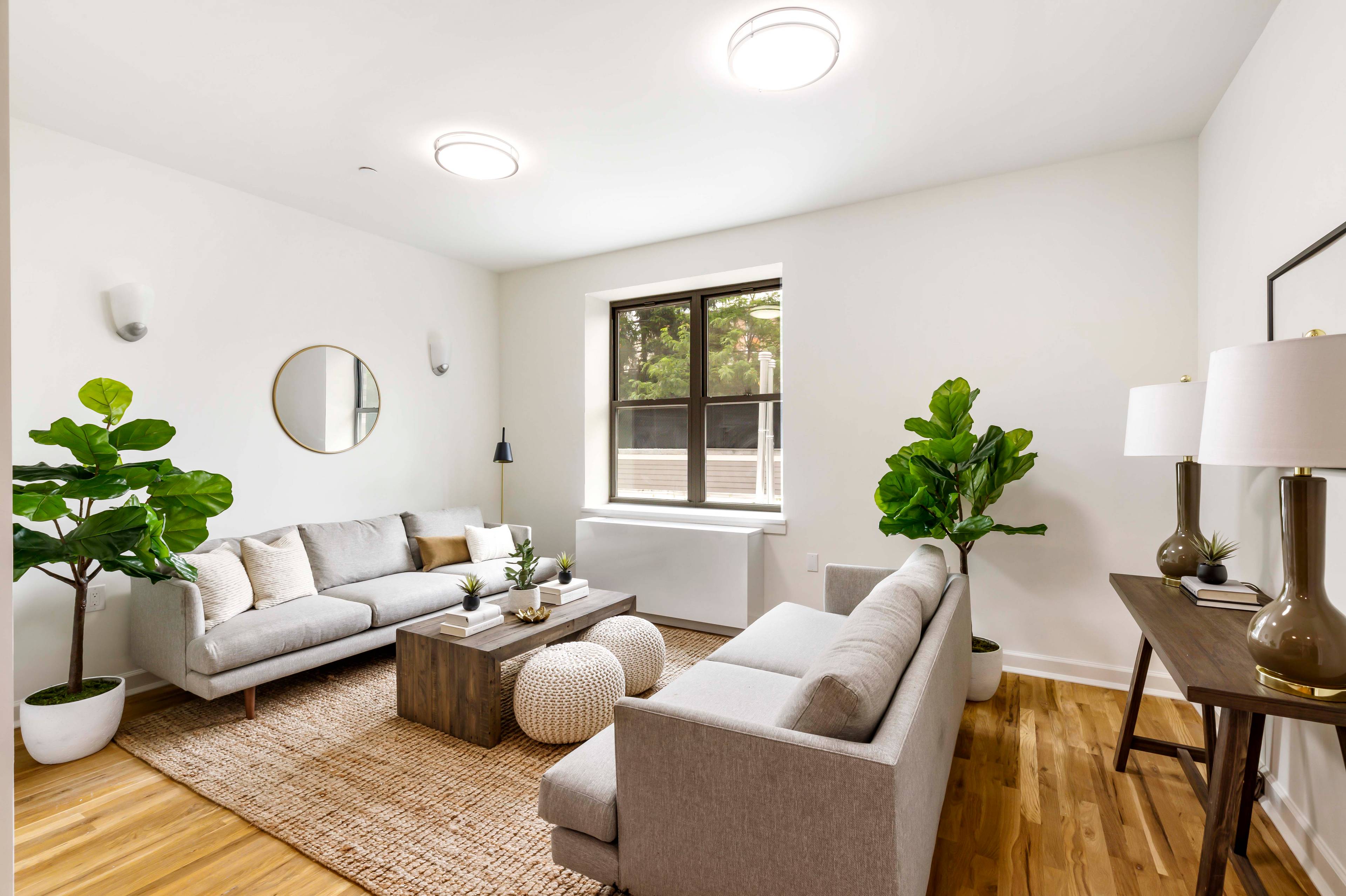Walk into unit 2E at the luxurious Brooklyn Manor, and you are immediately greeted with amazing natural light, beautiful finishes, and spacious living areas.