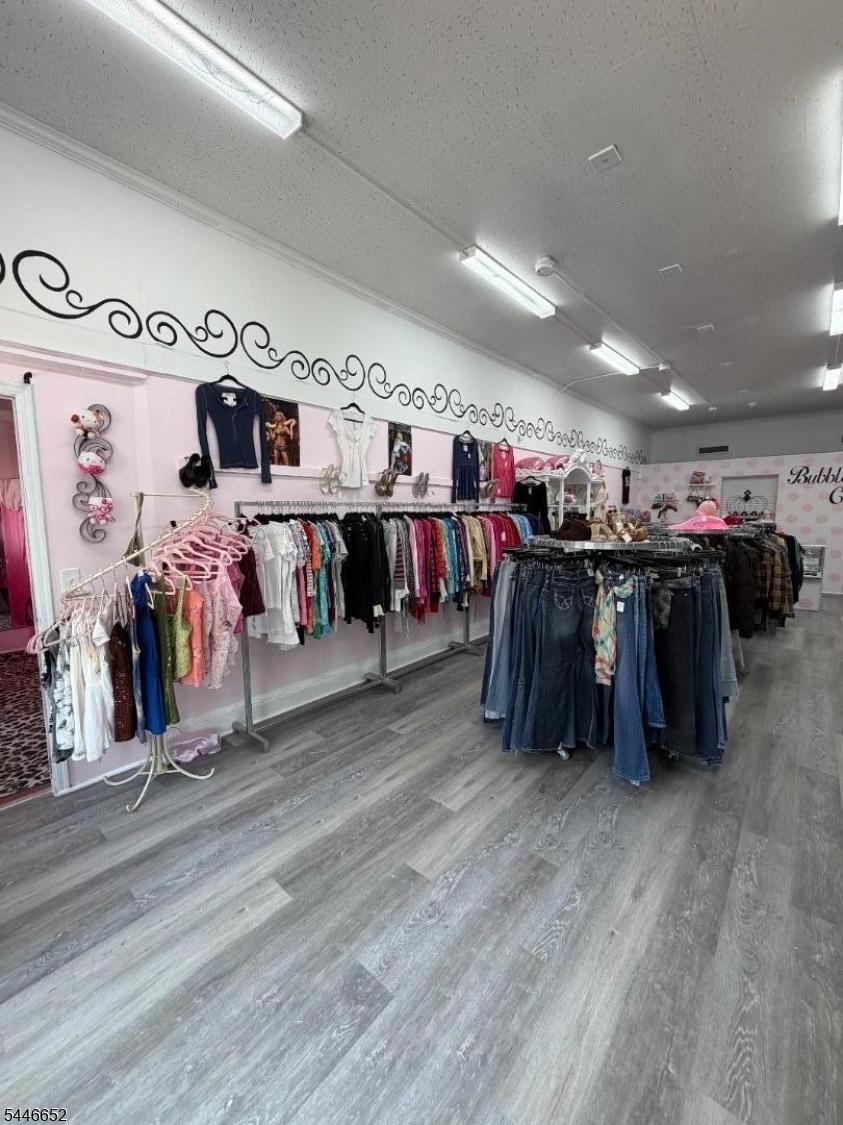 retail