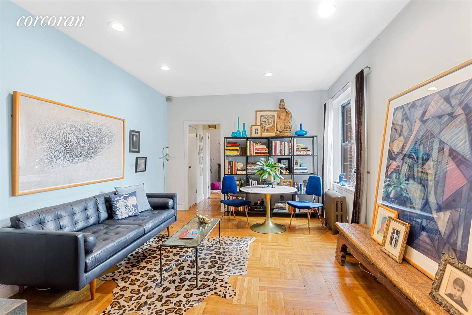 Beautifully designed with great proportions, this lovely one bedroom home on the top floor of Brooklyn's beloved 2 Grace Court offers great space with a wonderful layout.