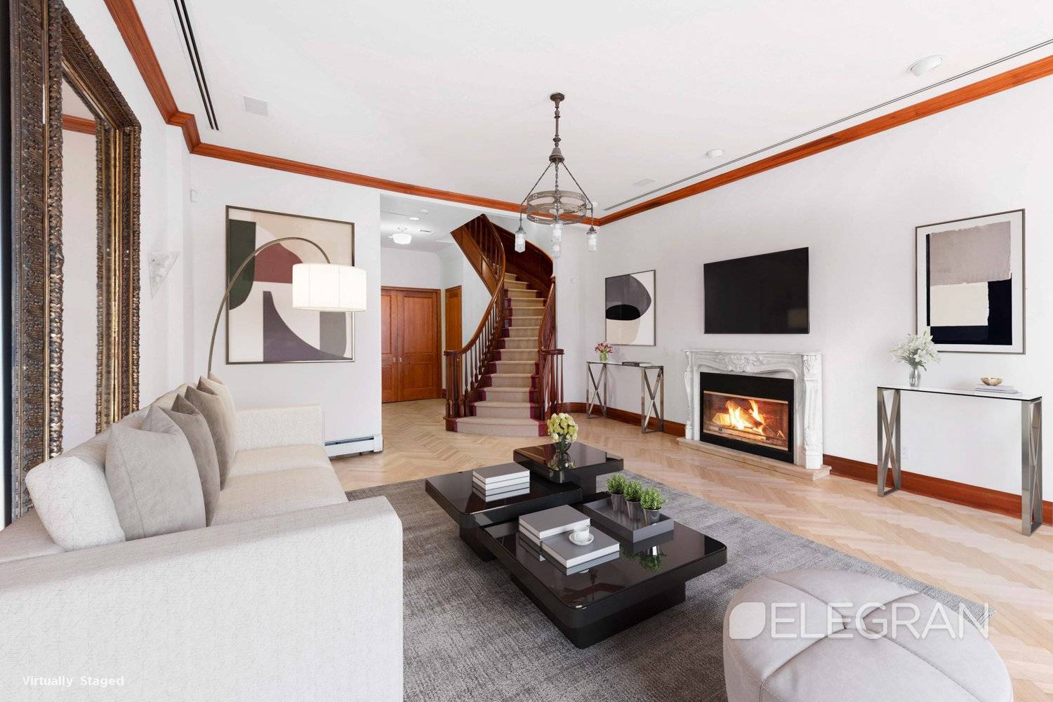 Set on a large lot just steps from the exclusive Park Avenue is this superb five story townhouse that has been impeccably renovated.