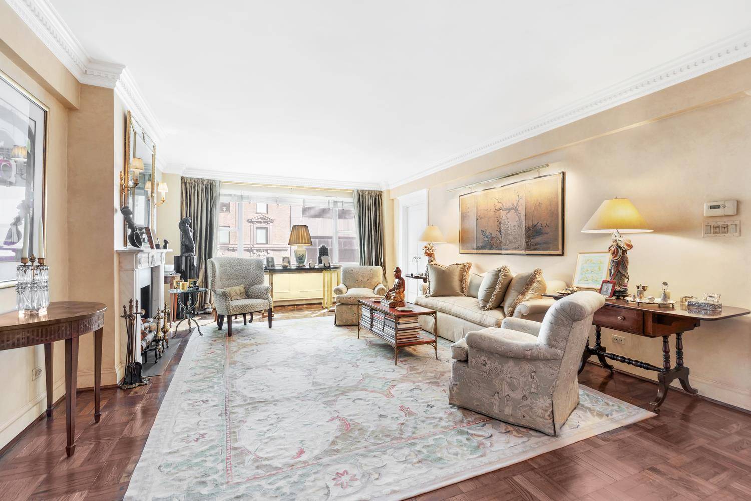 Right off Billionaire's row at the corner of Park Avenue and 57th Street, an 8 Room, 4 Bedroom 4 Bathroom Apartment is generously apportioned to accommodate the most discerning buyer.