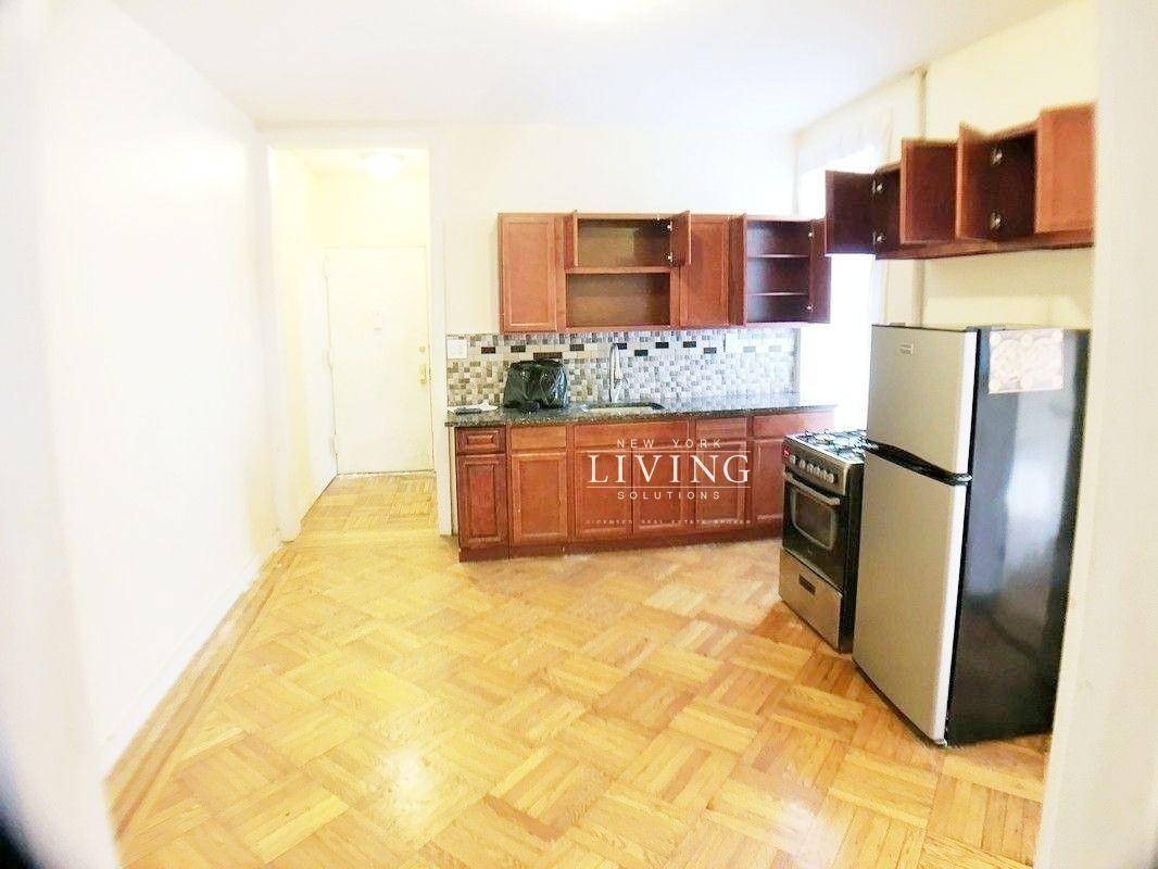 NEWLY RENOVATED 3 BEDROOM APARTMENT IN FLATBUSH !