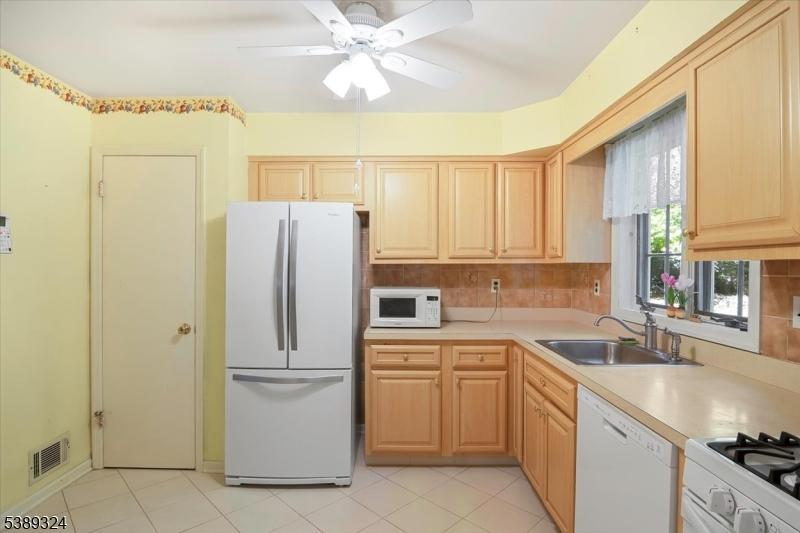 Kitchen1