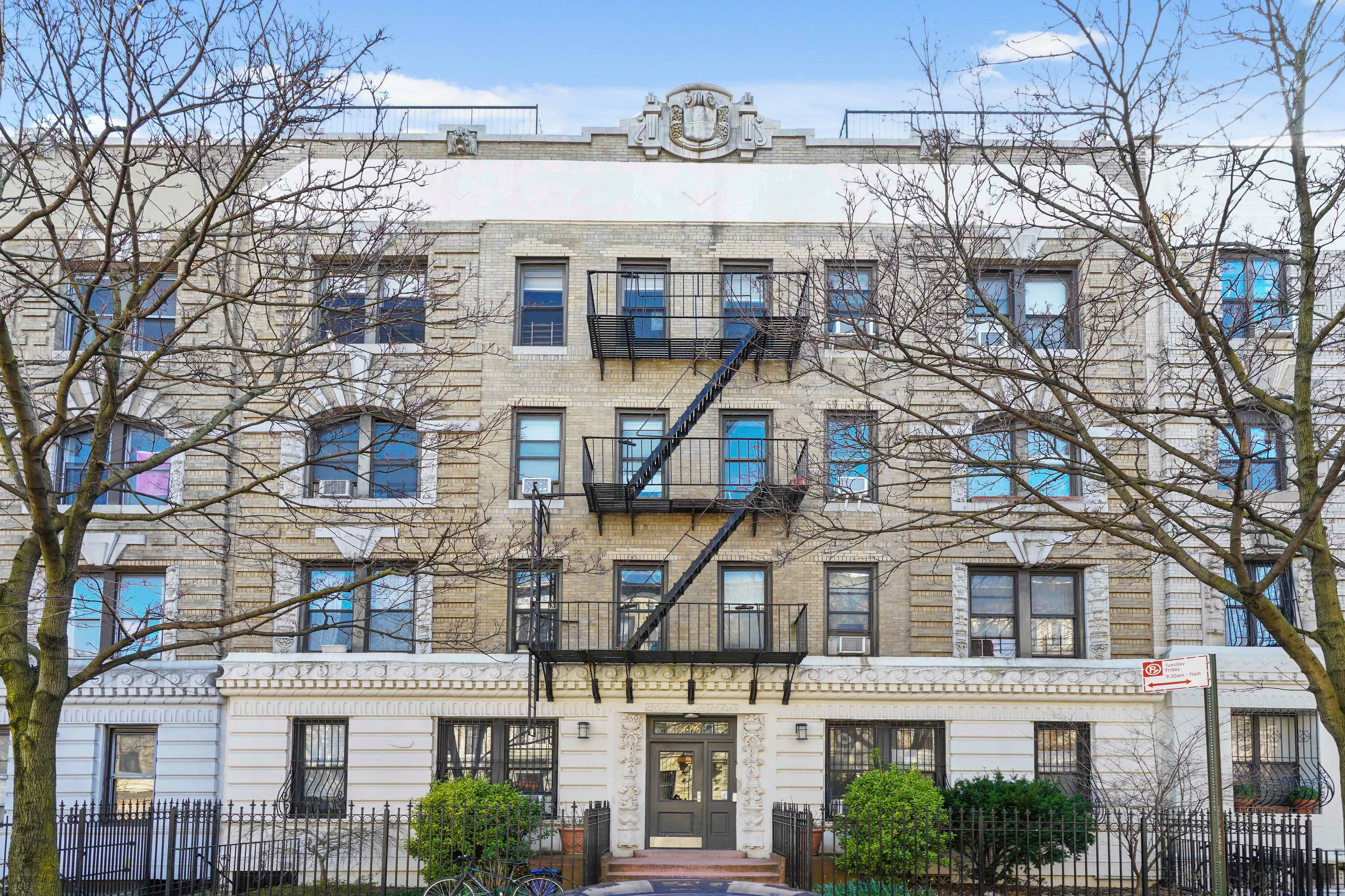 Come home to a beautiful, leafy, Sterling Place in the heart of Prospect Heights.