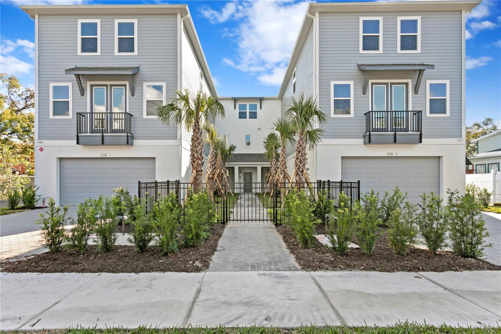 Gorgeous entry for your visitors