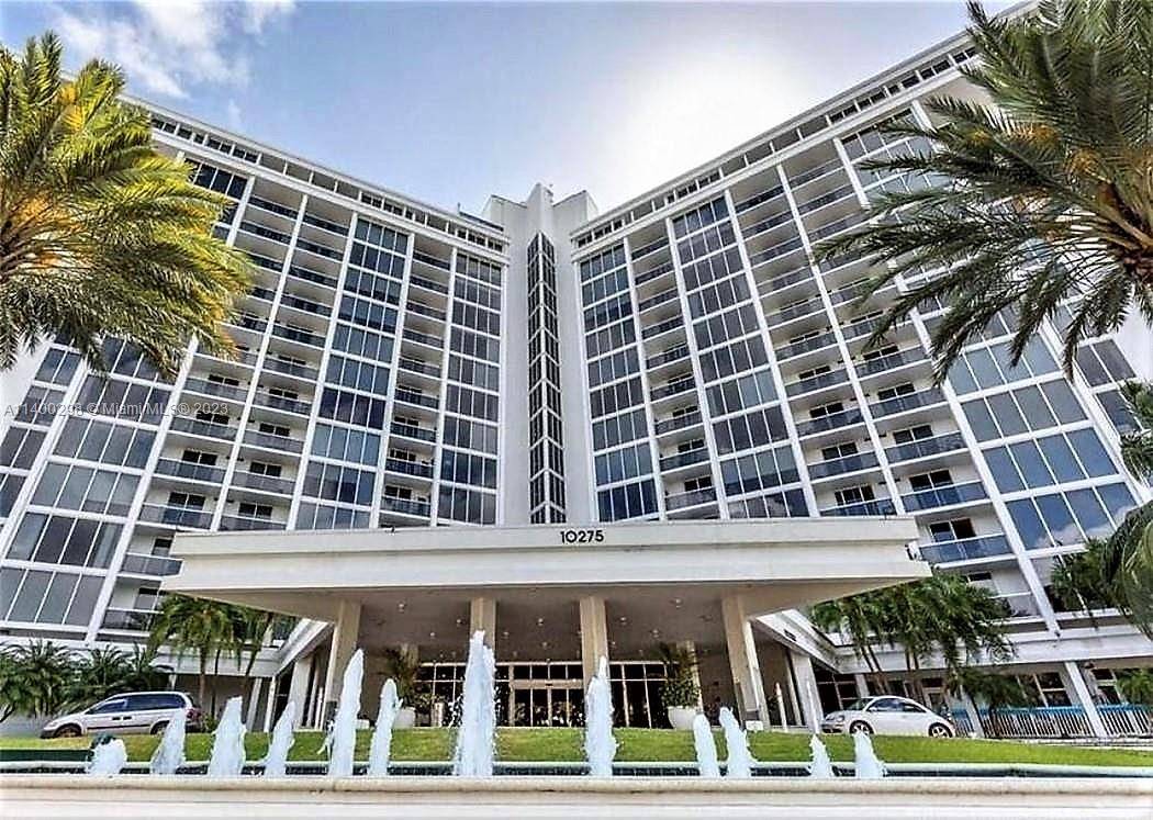 REDUCED ! ! ! ! ! Incredible rental one bedroom apartment in one of the most thought out building in Bal Harbour.