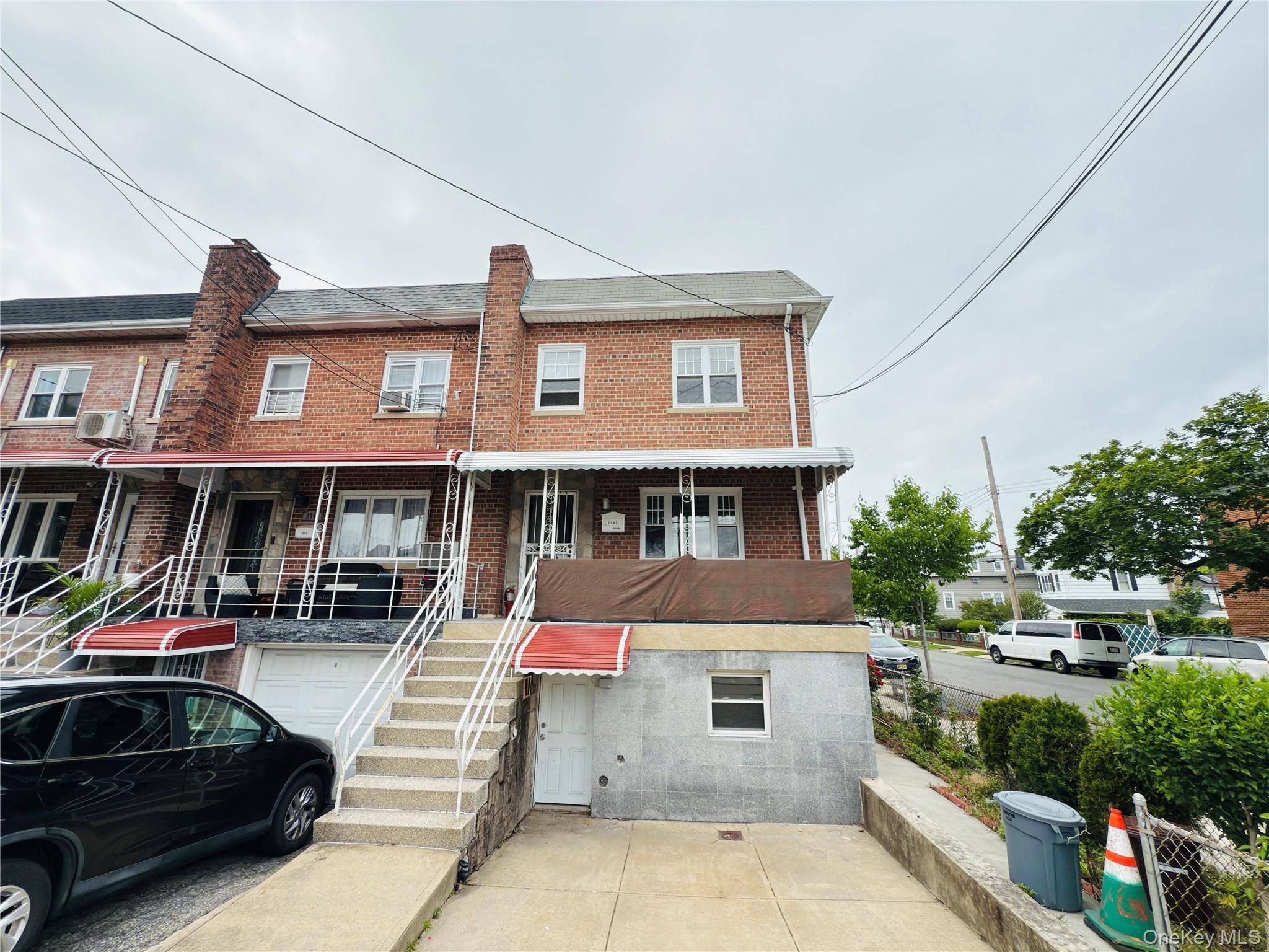 Start your next chapter in life at 2943 Waterbury Avenue, situated in the vibrant and sought after neighborhood of Pelham Bay Park !