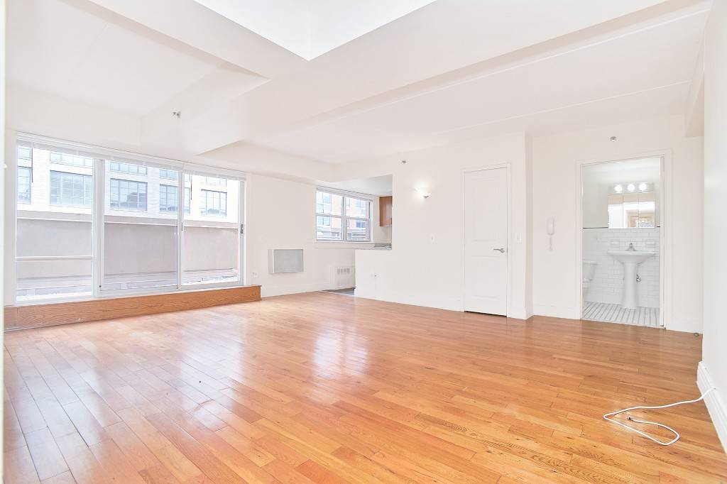 Large 2 Bedroom 2 Bath with Private Terrace in Boerum Hill Elevator Building !