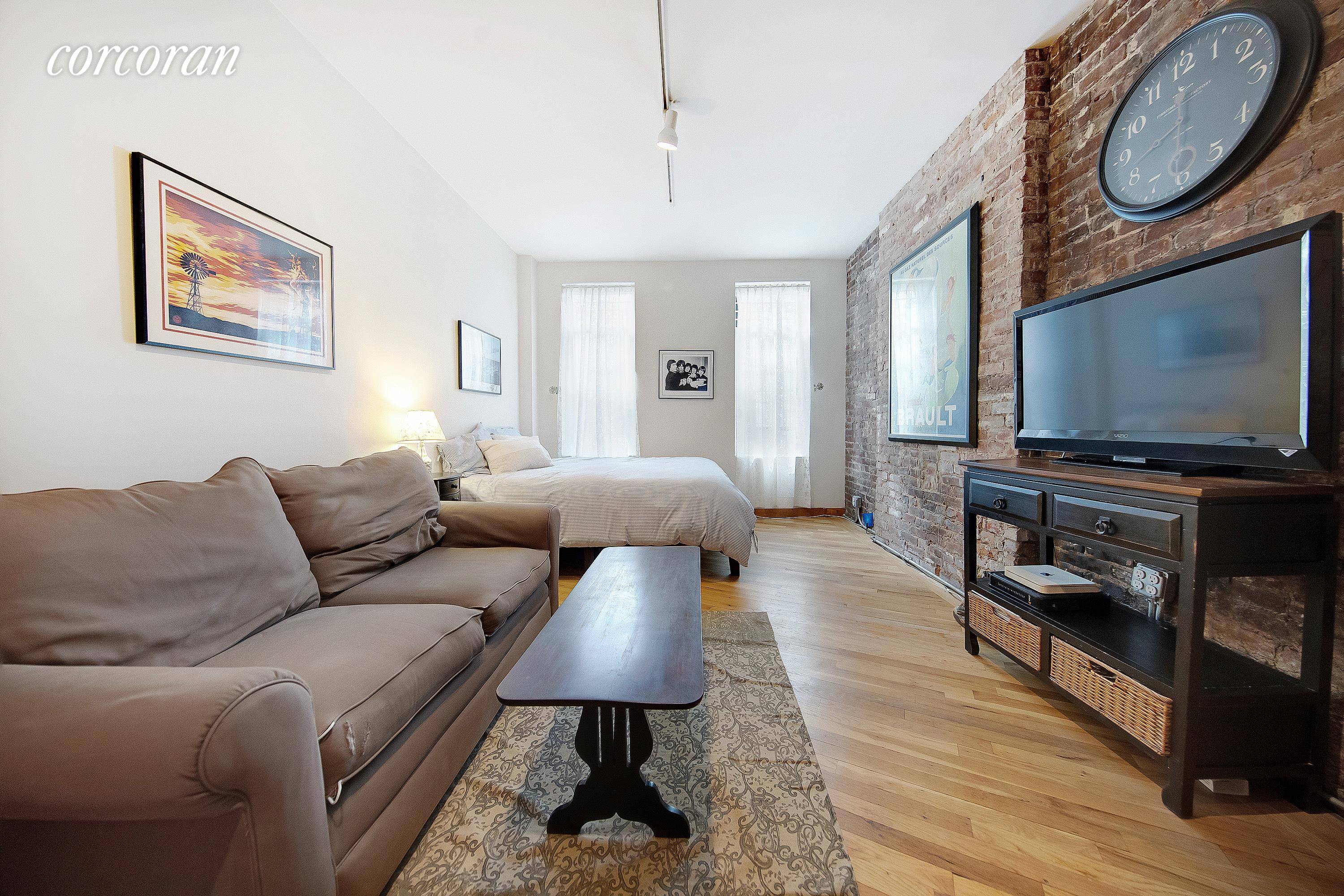 Welcome to 71 Sullivan Street 3C, a newly renovated studio on a beautiful tree lined street in SoHo, one of Manhattans most sought after and vibrant neighborhoods.