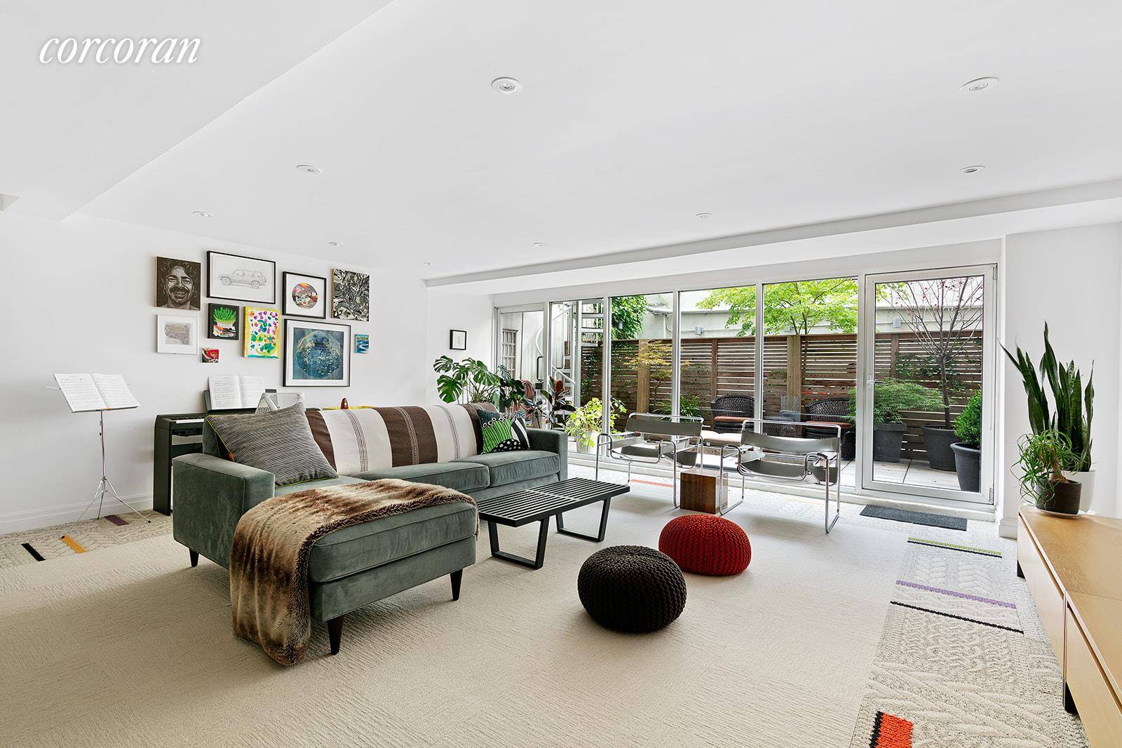 Set foot into a stunning, multi level, townhouse style loft with a leisurely Californian vibe, where no expense was spared to achieve this phenomenal yet functional residence.