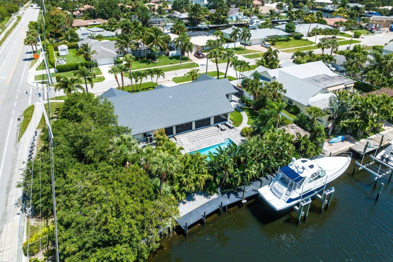 You would be hard pressed to find a better waterfront deal in North Palm Beach County than this property.