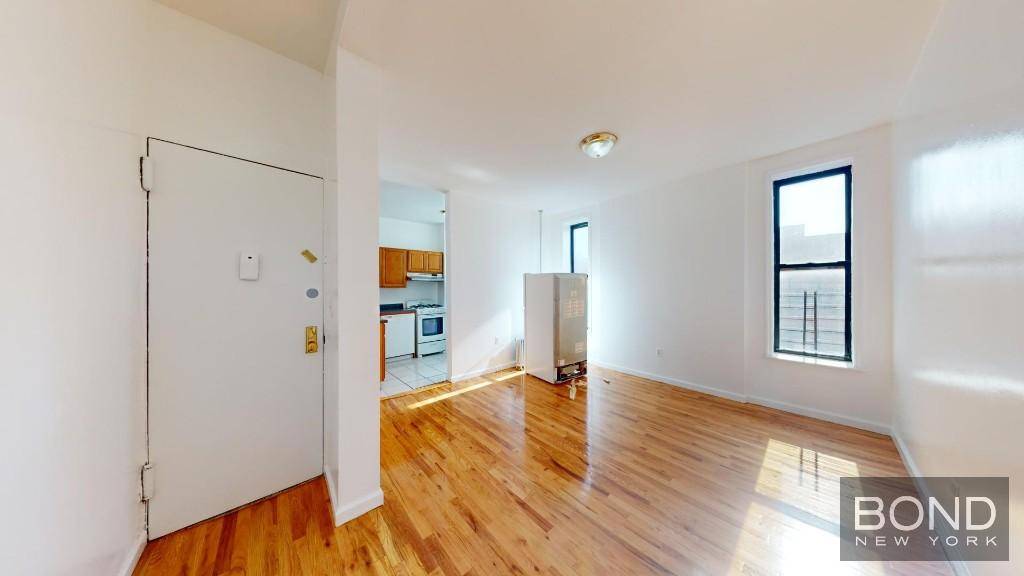 Huge 3 bedroom apartment features large living room, separated windowed kitchen with a dishwasher, queen size bedrooms, abidance of closet space, including walk in closet, renovated windowed bathroom, hardwood floors ...