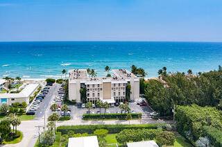 WELCOME TO PARADISE LOCATED ON THE OCEAN IN PRESTIGIOUS TOWN OF GULFSTREAM 2 1 COMPLETELY RENOVATED OVERLOOKING THE OCEAN POOL !